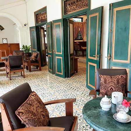 Ferienwohnung Ndalem Gamelan Yogyakarta Exterior foto